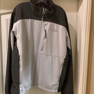 Men’s North Face jacket